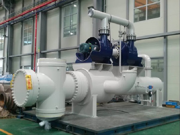 why vacuum is maintained in condenser