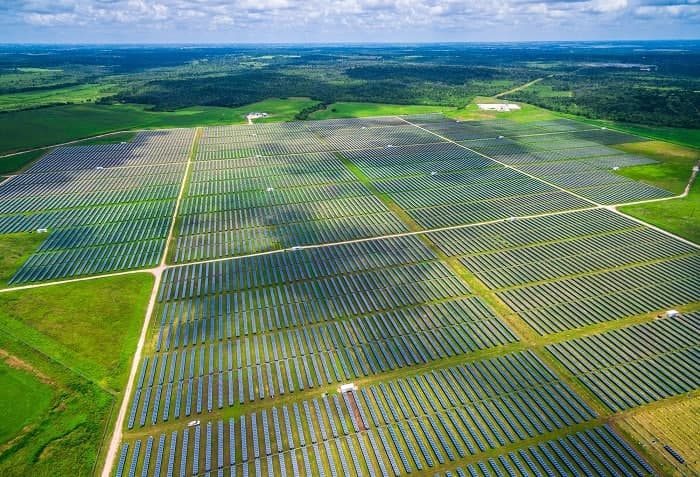 What is a solar farm? - Linquip