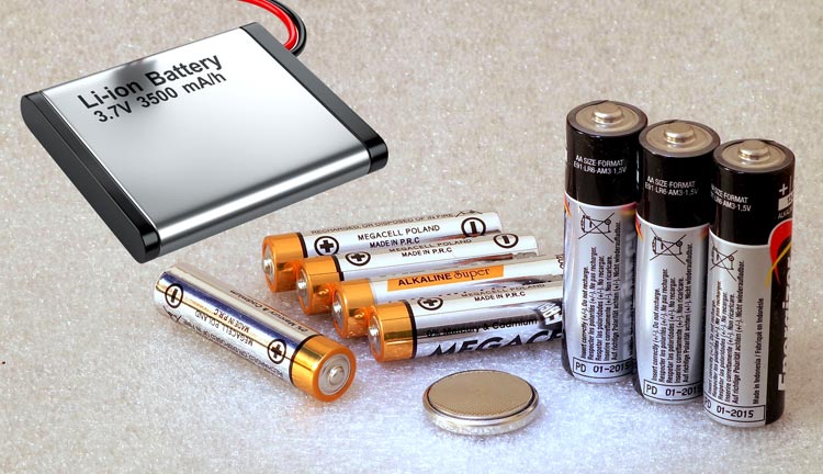 difference between cell and battery