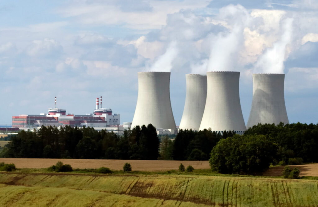 Nuclear Power Plant  Working Types Components and Its Applications