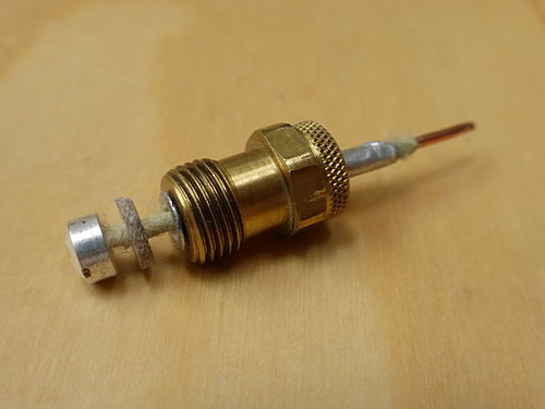 difference between thermopile and thermocouple