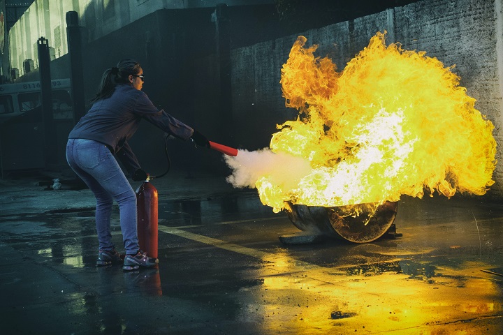 Tips on Choosing The Right Type of Fire Extinguisher