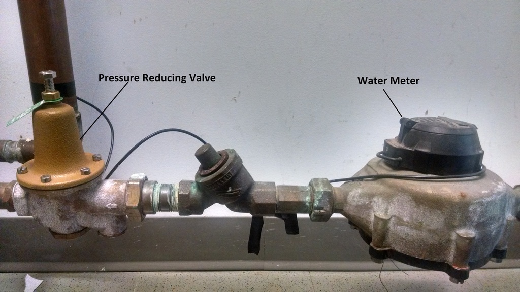 How to Install a Water Pressure Reducing Valve (Costs and Maintenance in 2022) 