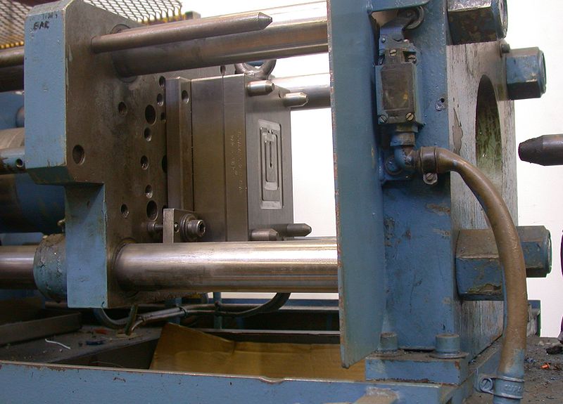Types of Molding Machinery
