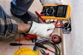 Choosing an Electrician To Work On Your Home