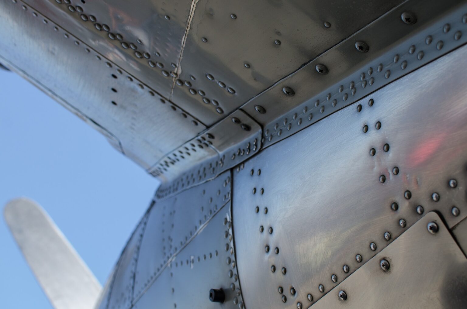 A Comprehensive Guide to What Is Flush Rivet And How Does It Work?
