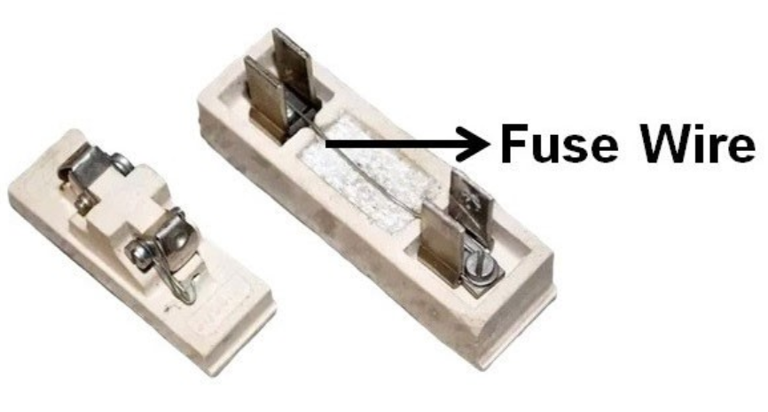 Electrical Component: ST-SI-UK 4 Fuse Plug – Order Ref 09 21 01 1 (Phoenix Style, Open Box)