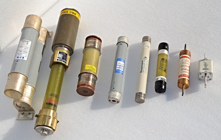 Difference Between Fuse and MCB: A Comprehensive Guide | Linquip