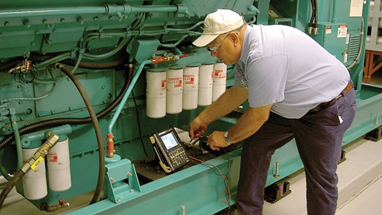 Heavy duty diesel generator set maintenance | Linquip