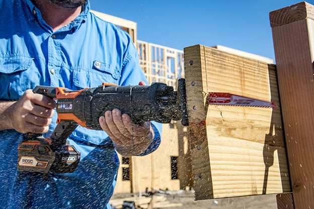 Types of Electric Saws