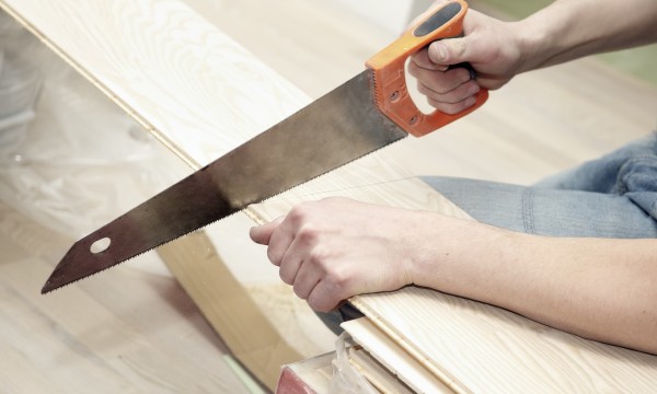 Hand clearance saw types