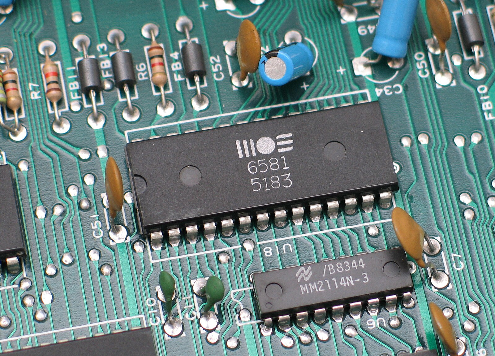 MOS6581 chtaube061229 pcb failure