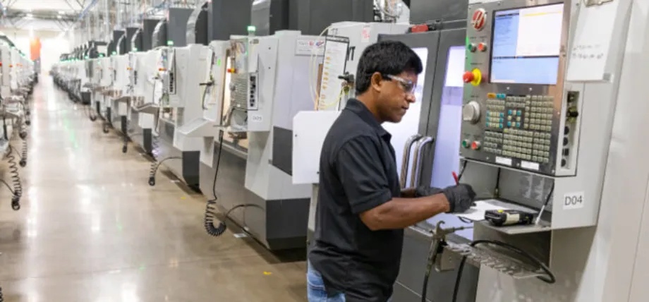 Industrial CNC Machining: 8 Top Providers 8 Protolabs Industrial CNC Industrial CNC machining
