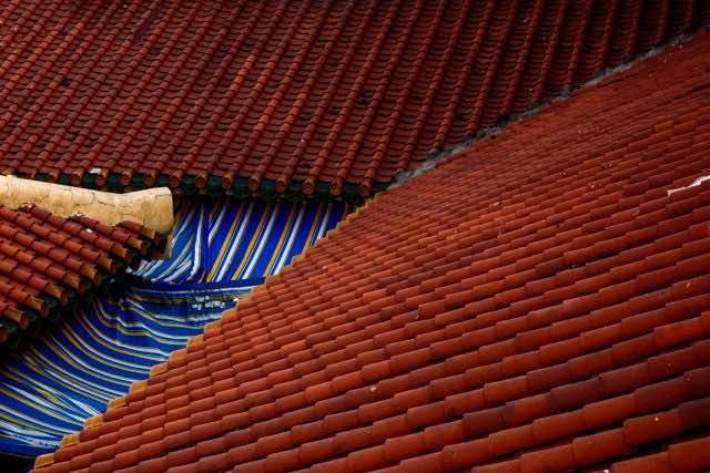 Are You Opting for Tile Roofing? Crucial Things to Consider 2 pexels thai nguy n 613805762 20813521 tile roofing